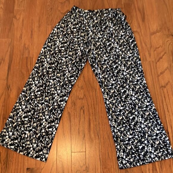 ROBERT LOUIS L Pull On Wide Leg Pant - Picture 9 of 10
